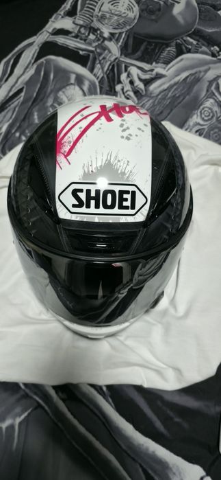 Vendo capacete shoei estado novo