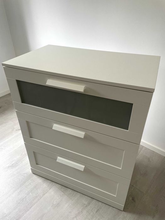 Cómoda IKEA 3 gavetas (BRIMNES)