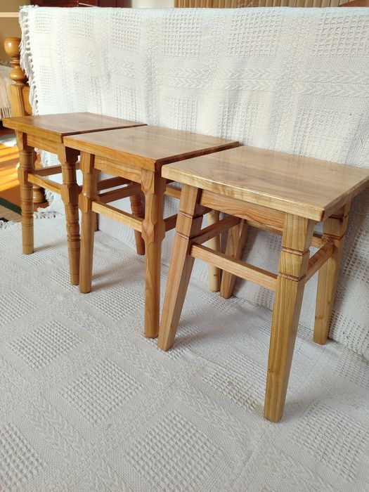 Табуретки   з  дерева