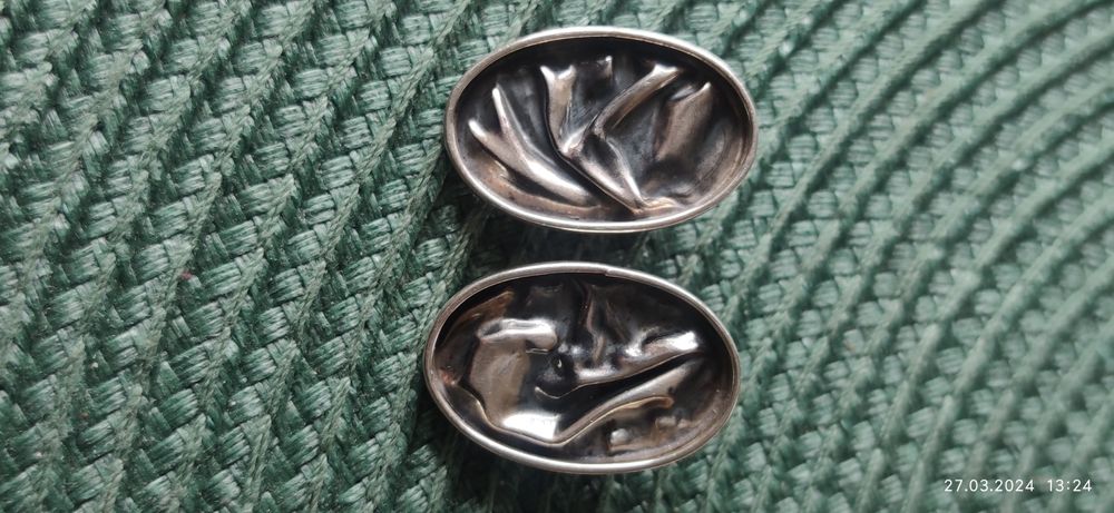 Piękne klipsy ze srebra oksyda marszczone