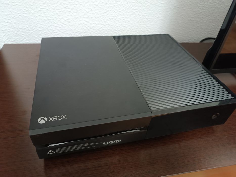 Xbox One em ótimo estado