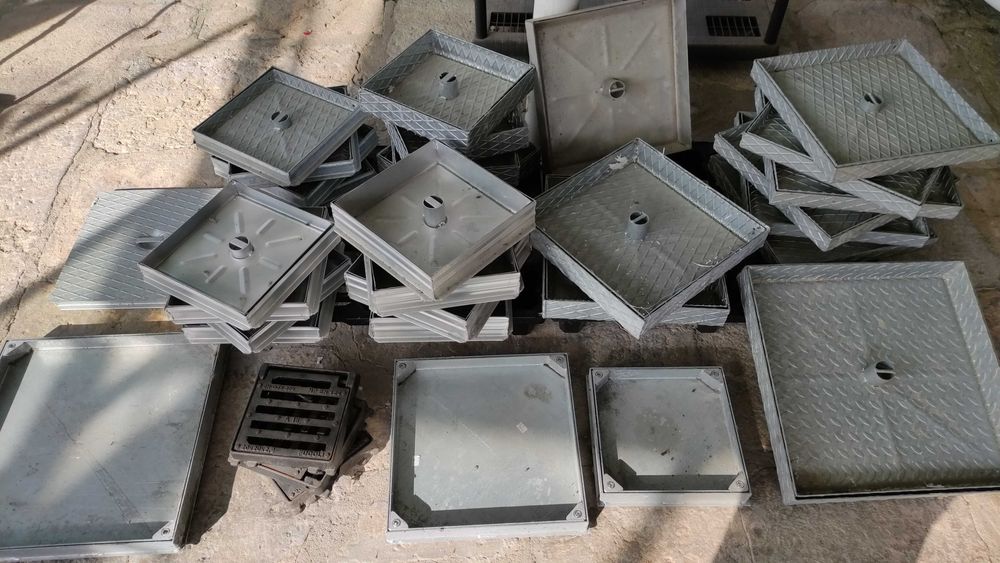 Tampas com aro para caixa saneamento e pluviais zincadas