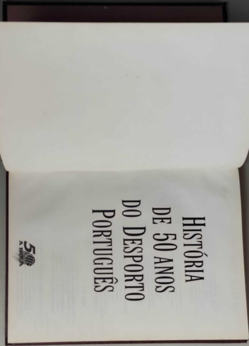 Livro - História de 50 Anos do Desporto Português - A Bola