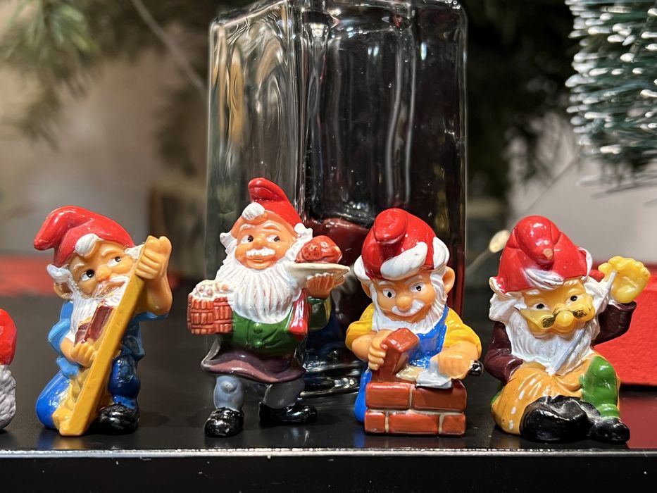 Гномы мастера киндер