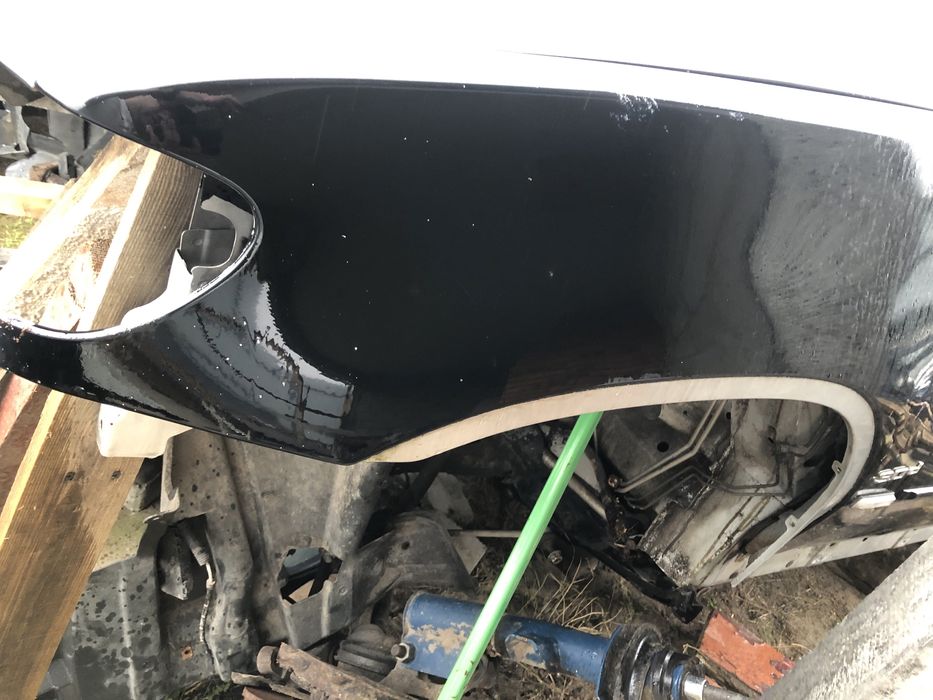 Передні крила BMW e 38,39,53.