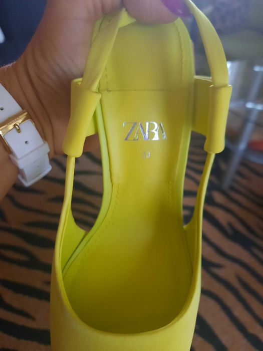 Buty damskie szpilki  Zara limonka 38 nowe