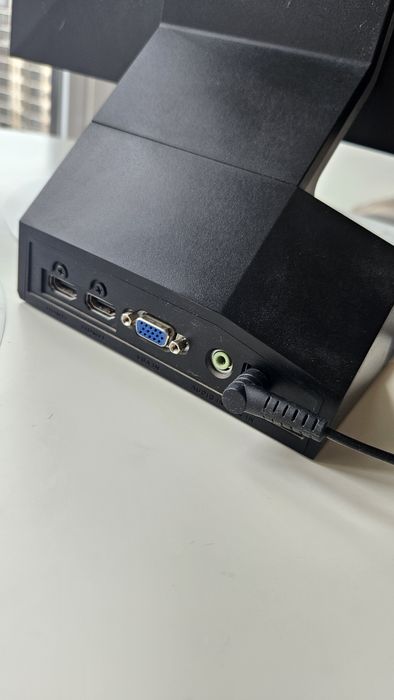 Монітор 24 дюйми Acer S243HL Стильний дизайн