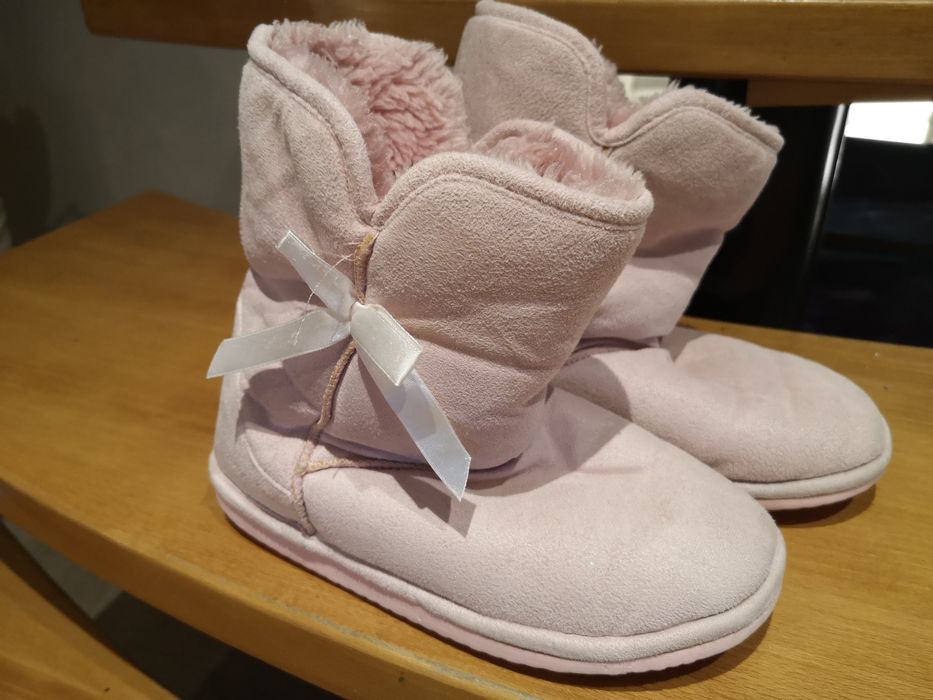 Ciepłe kapcie dla dziewczynki rozm.34
