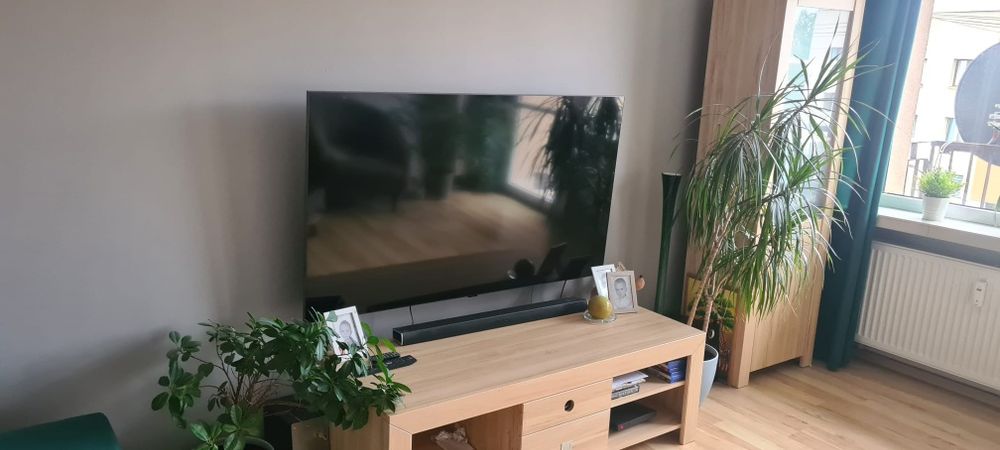 Szafka pod telewizor i witryna
