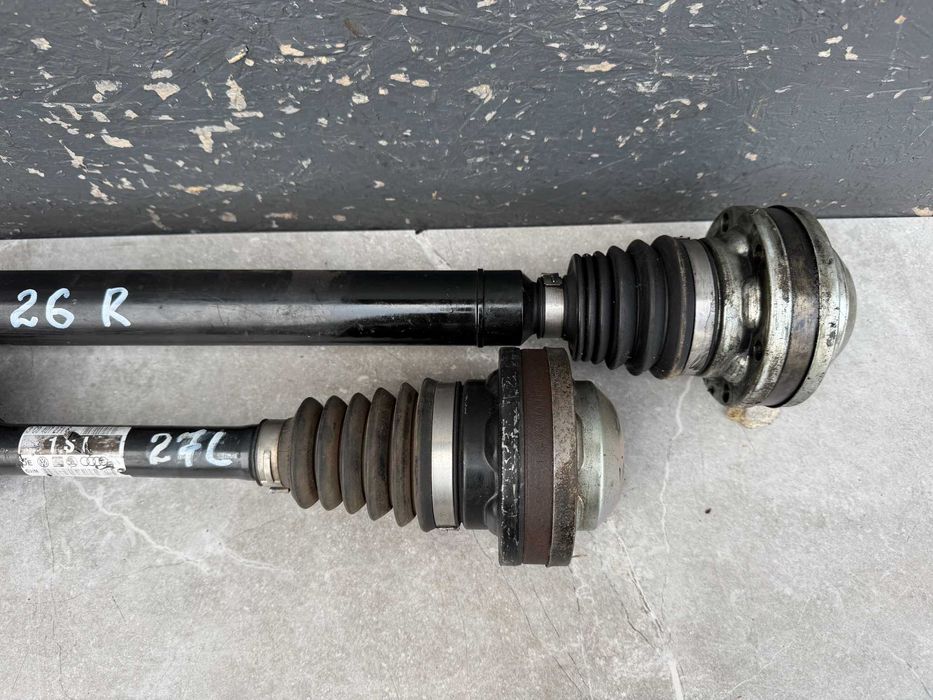 Полуось ШРУС Приводні вали VW Golf 5 Passat B6 Skoda Octavia 2.0 TDI