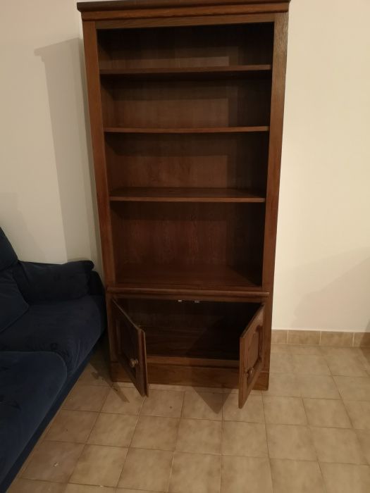 Vendo pelo melhor preço Móvel em muito bom estado