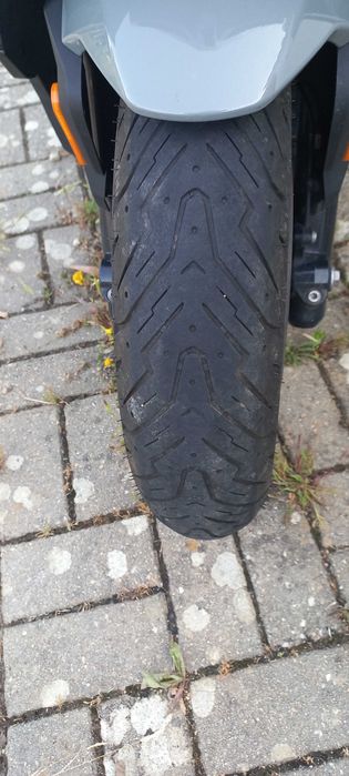 Vendo Mota BMW C400GT 2021 em otimo estado .