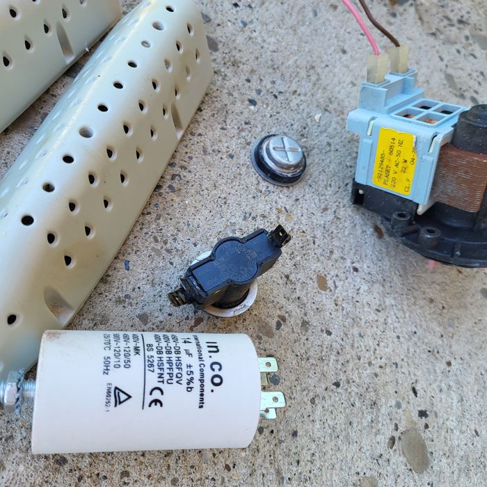 Candy на запчастини пральна машина