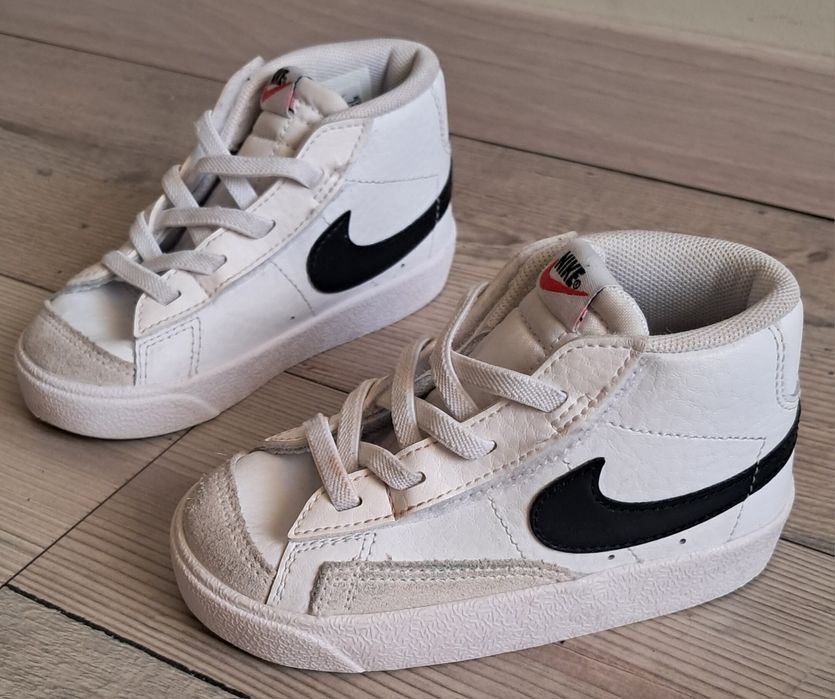 Кеди NIKE Blazer Mid'77 DA4088-100 (р.23,5)