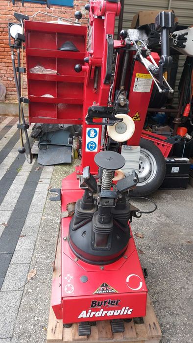Montażownica kół BUTLER Airdraulic 1050