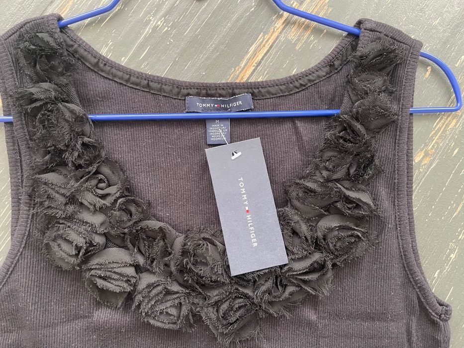 Tommy Hilfiger original. Майка трикотаж в рубчик с жабо. Р М