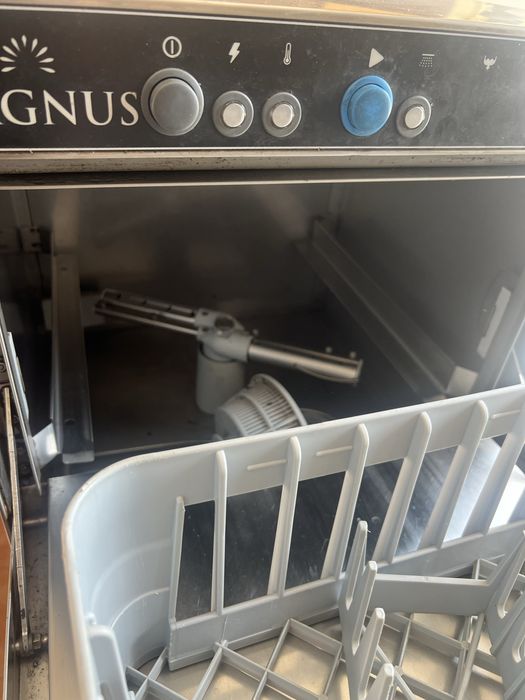 Maquina de Copos Magnus