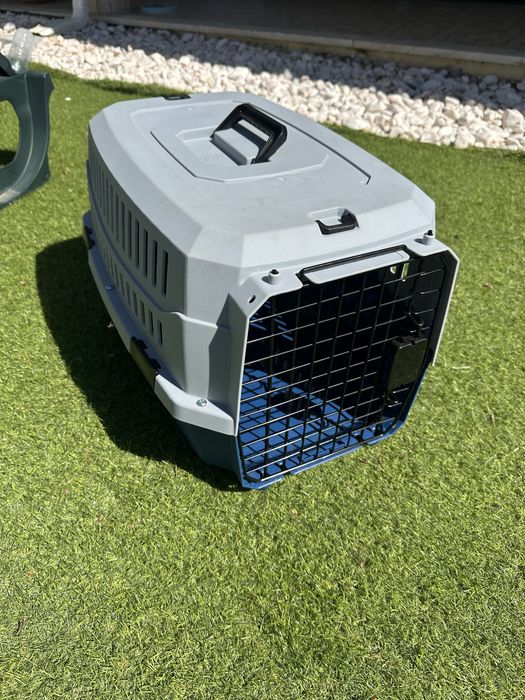Transportador de cães ou gatos de pequeno e médio porte, nova