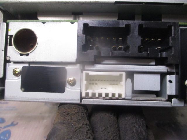 Rádio / auto-rádio NISSAN Pathfinder III (R51)