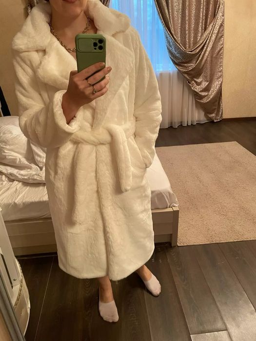 РОЗПРОДАЖ Шуба шубка біла S M з поясом пальто еко зимова штучна L XL