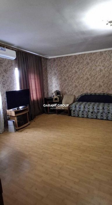 Продається двоповерховий будинок