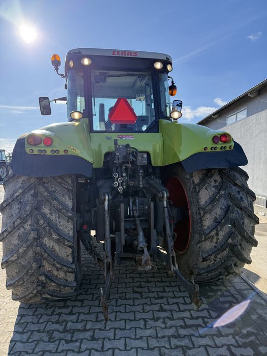CLAAS AXION 820 z turem rok 2013