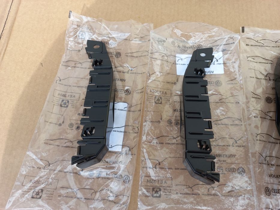 VW T6 T6.1 Т6 Т6.1 Направляюча крила бампера направляйка кронштейн