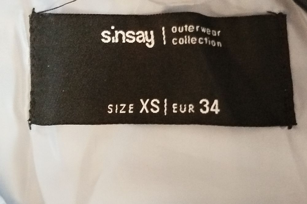 Продам жіночу куртку Sinsay