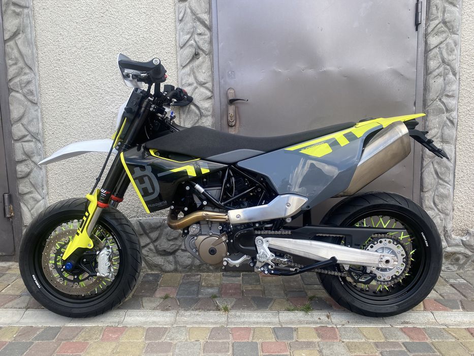Husgvarna 701 ktm 690