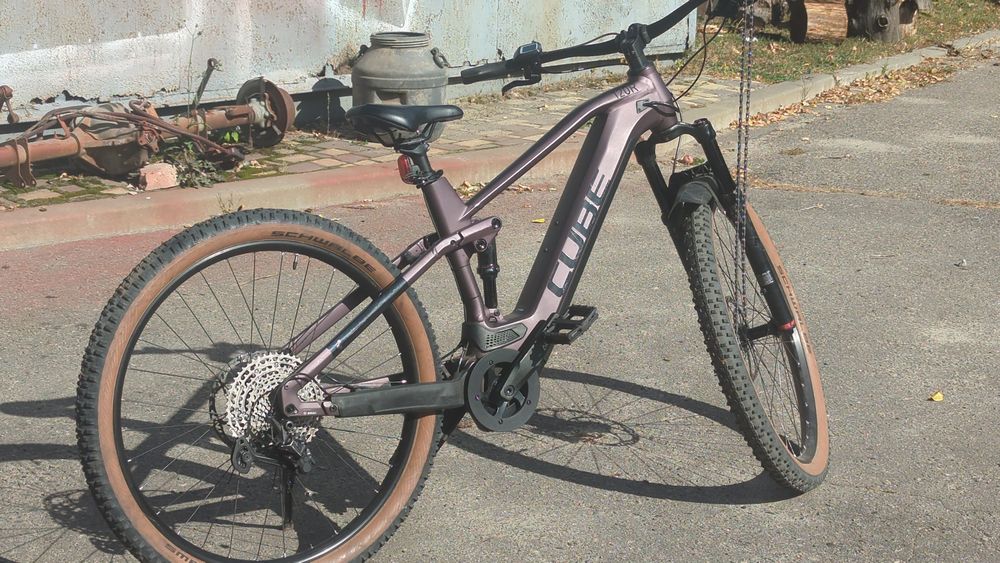 Електровелосипед Cube Stereo Race