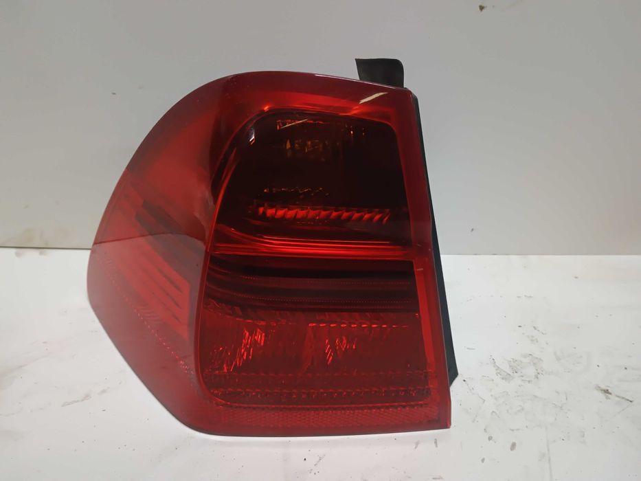 Lewa Tylna lampa z błotnika Bmw e91 2007r. Oryginał bez uszkodzeń.