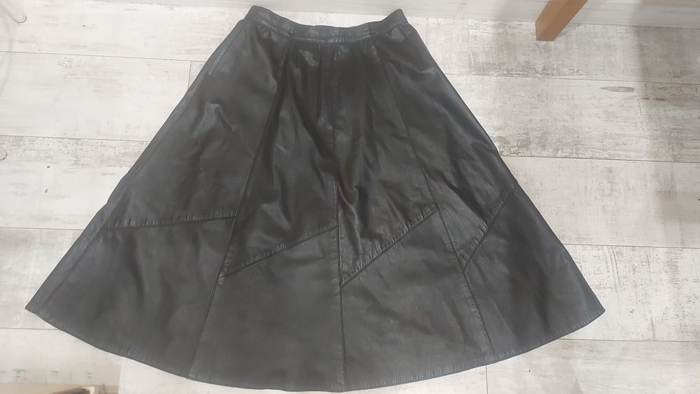 Шкіряна юбка тетянку