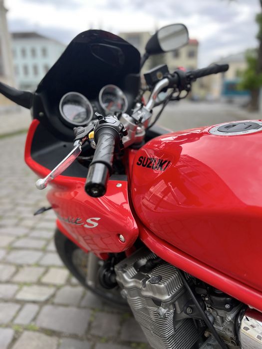 Мотоцикл SUZUKI  bandit GSF600S