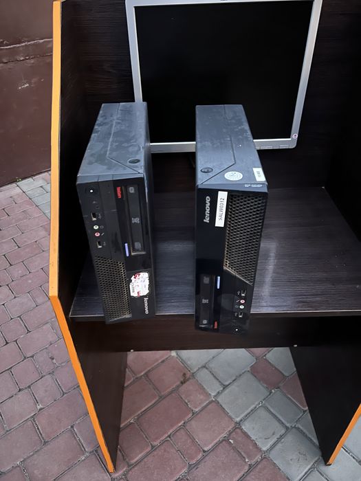 Дешев монітори 16шт. розмір 19 , для колл центра, ігрового зала