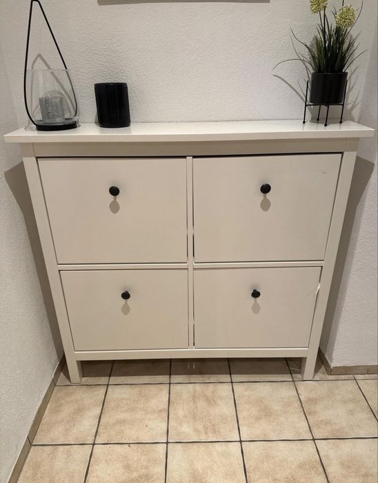 Szafka na buty Ikea Hemnes 107x22x101 biała dobry stan