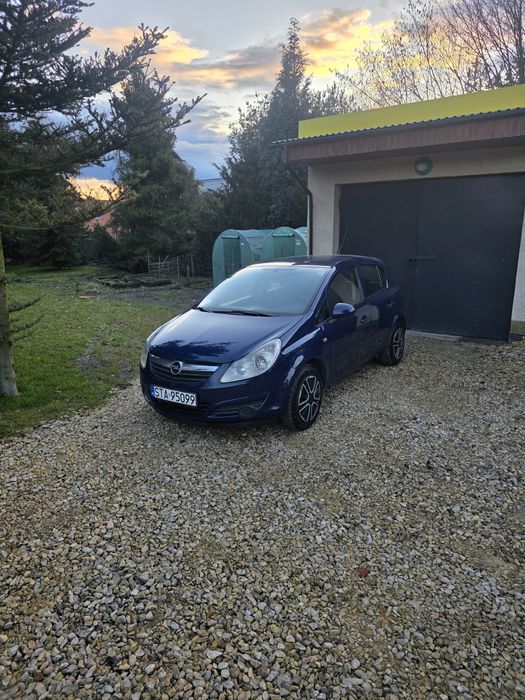 Opel Corsa D 2009 1.3 Diesel