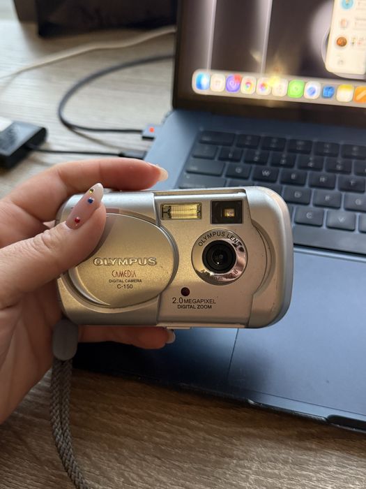 Olympus Camedia C-150