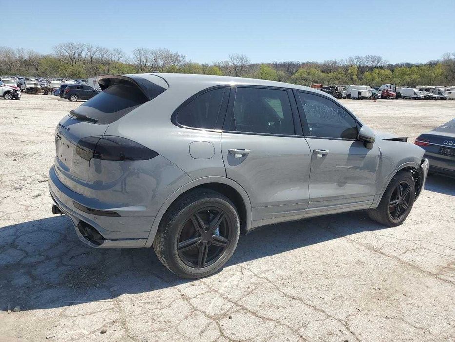 Części do Porsche Cayenne S 2015 3.6L AWD, wersja USA.
