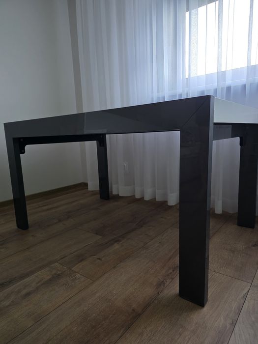 Stół do pokoju idealny stan.