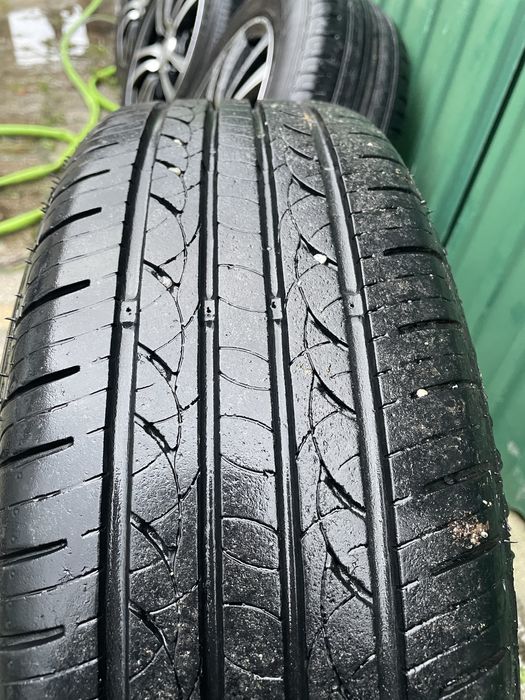 4 pneus 175/65 r14 semi-usados com muito piso