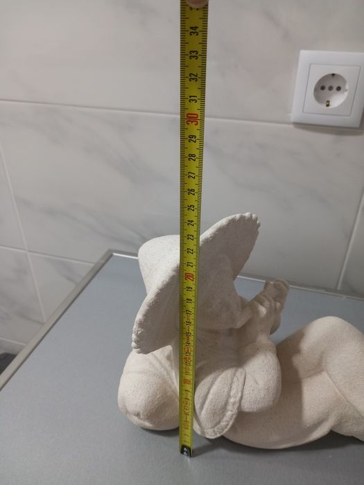 Estatueta em mármore areada