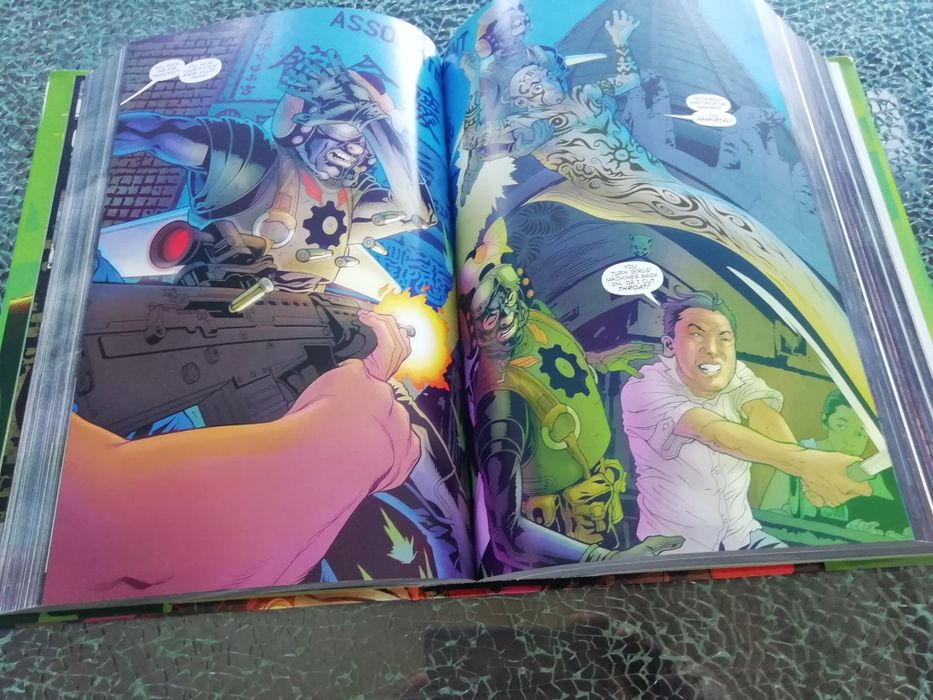 Ex Machina omnibus Brian K. Vaughan Vertigo Dc banda desenhada