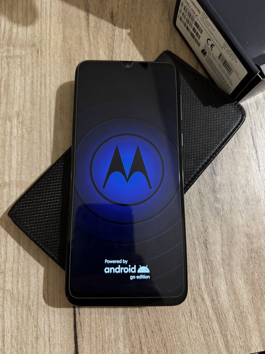 Motorola moto e13
