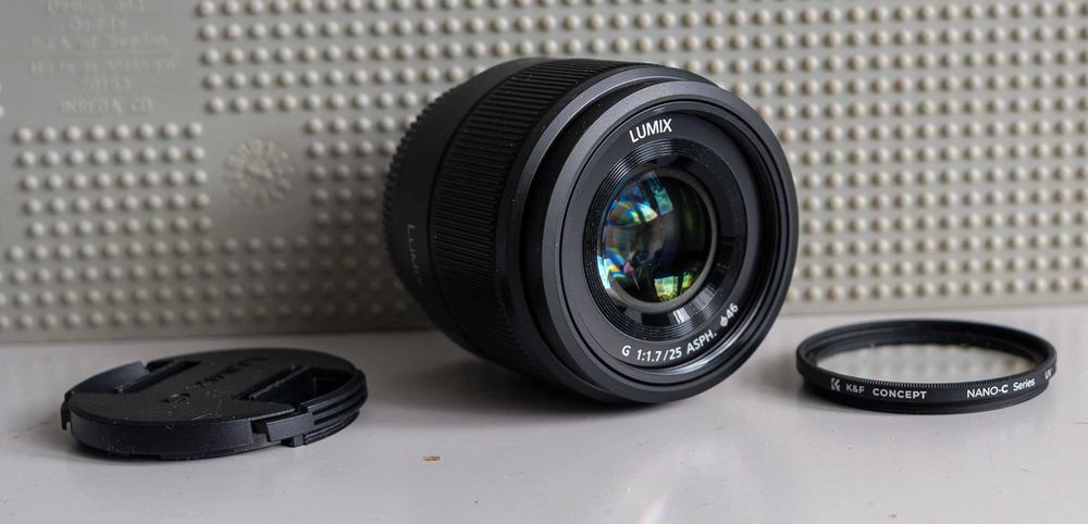 Panasonic Lumix G 25mm F1.7 Mikro Cztery Trzecie