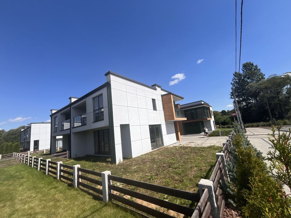 Продаж котеджу с.Зубра вул Івана Франка 23 ЖК Капітель