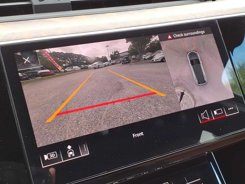 Audi e-tron      2019