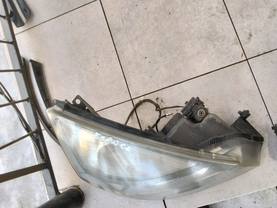 Рено еспейс Renault espace 4 фара