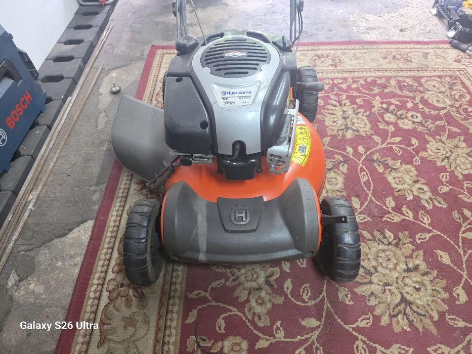 Kosiarka Husqvarna R152sv