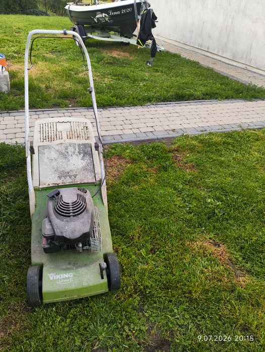 Sprzedam kosiarkę spalinową Viking.
