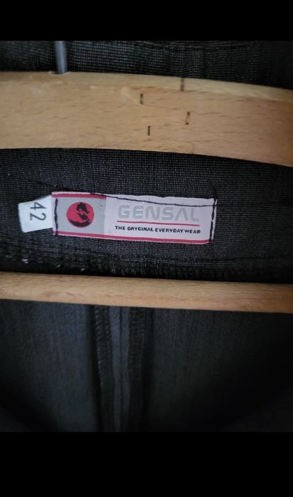 Śliczna, elegancka, nowa ołówkowa sukienka